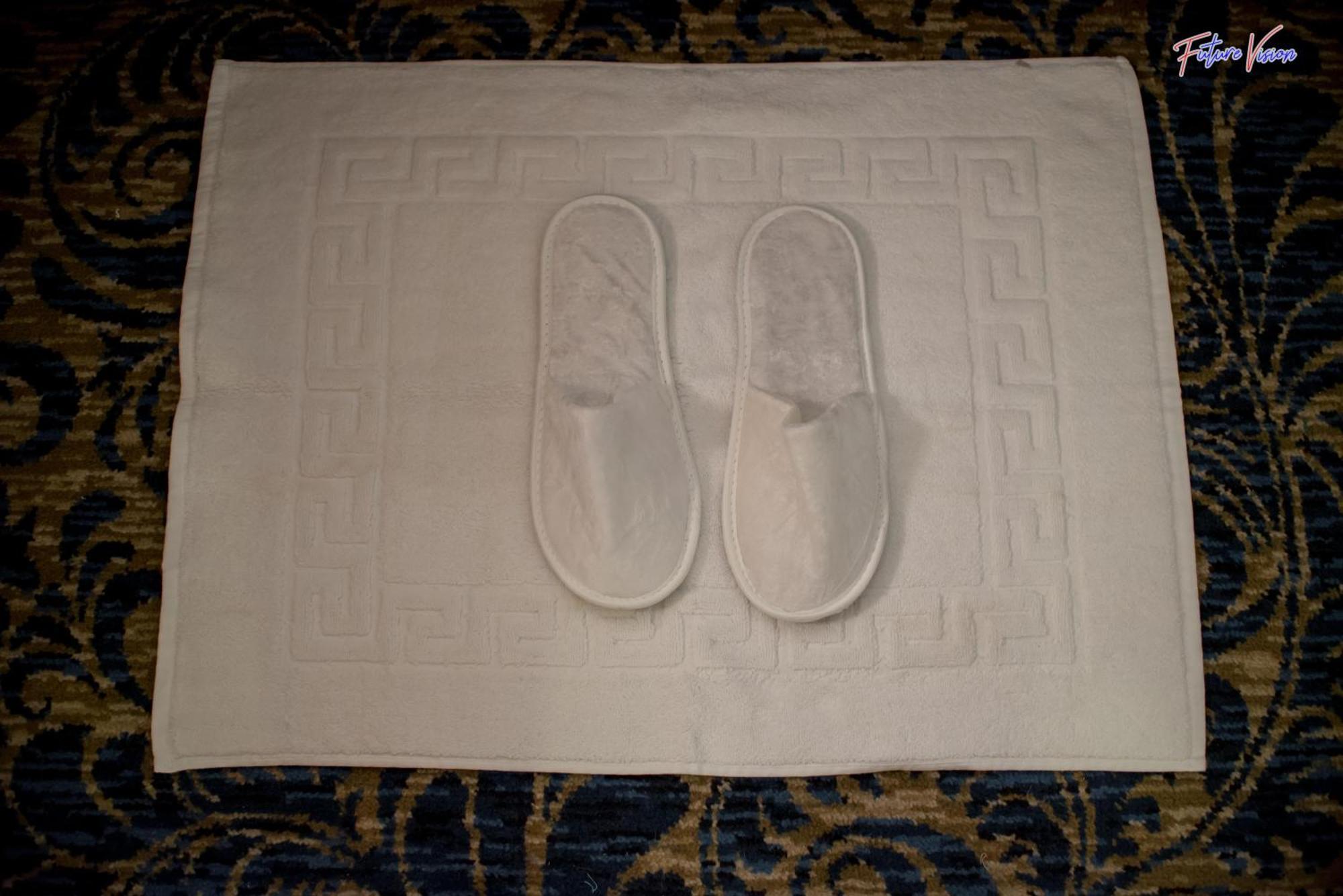 Rehana Plaza Hotel Cairo Exterior photo A bath mat